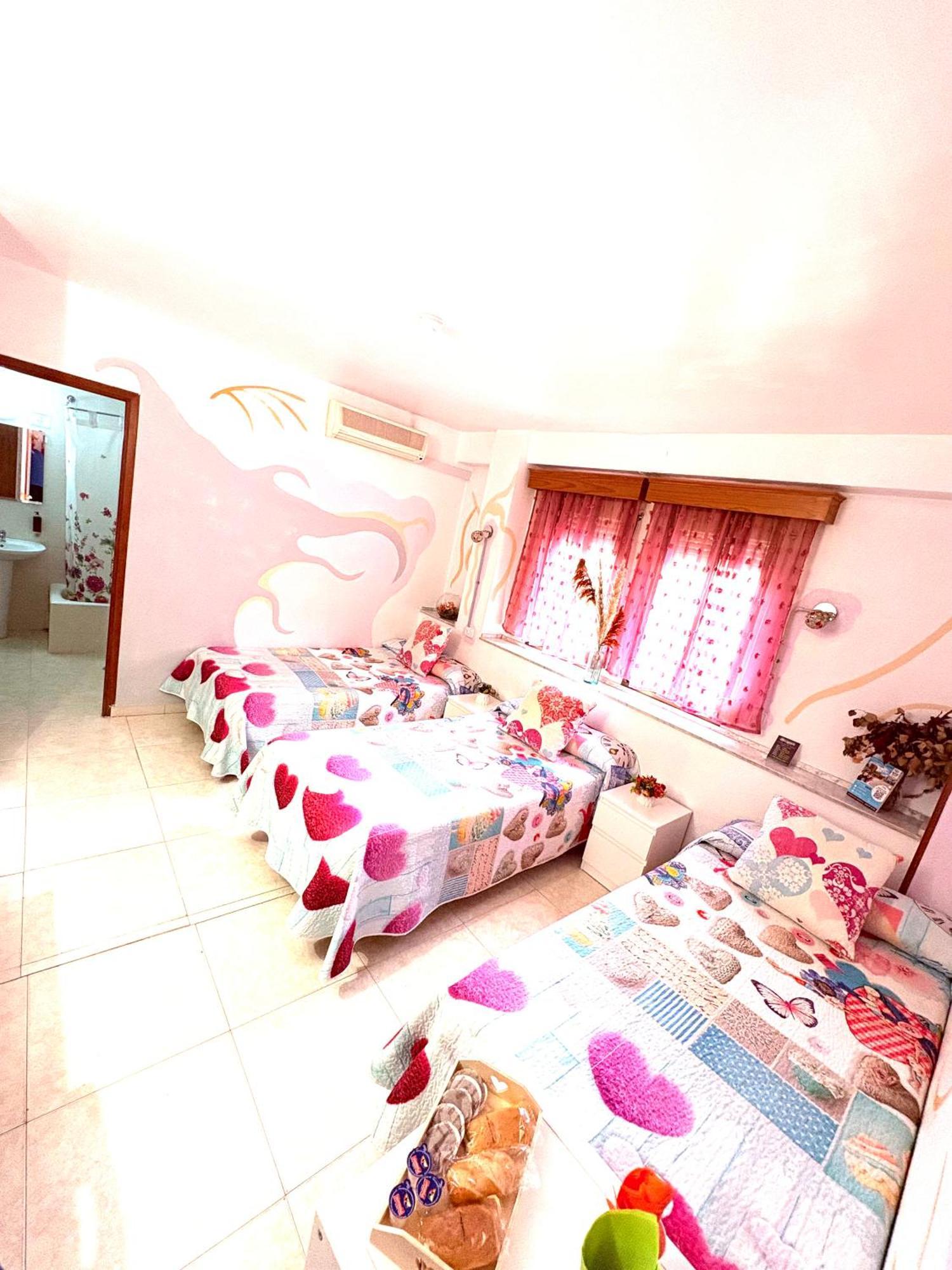 Hostal La Rosa Caces 외부 사진