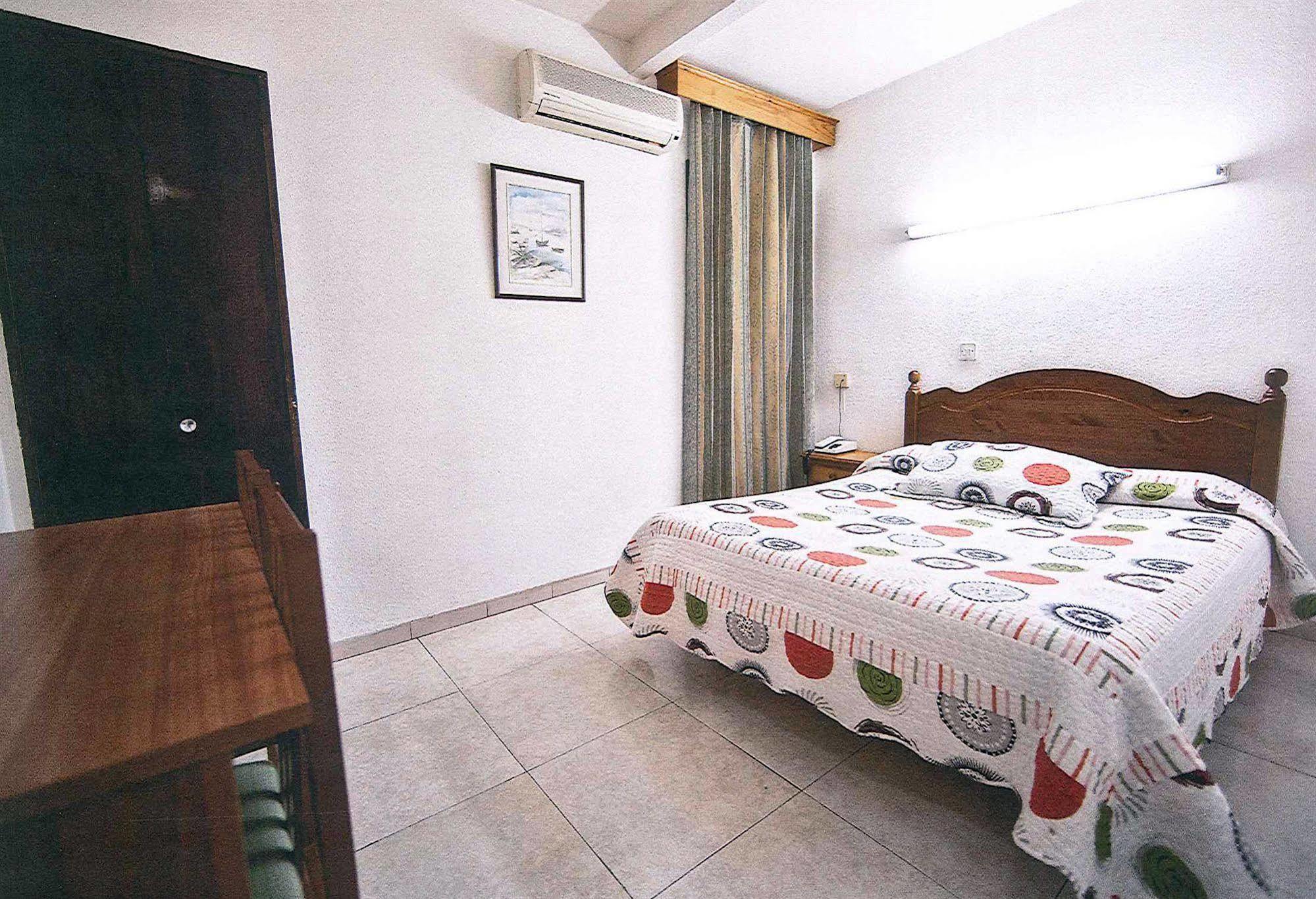 Hostal La Rosa Caces 외부 사진